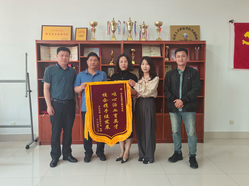 a4db26a4a26e528e065183b5734a632.jpg